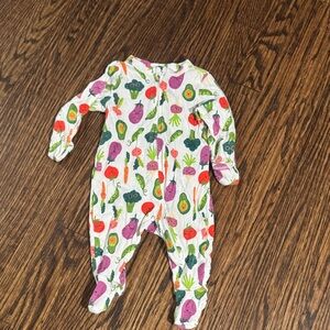 Old Navy Multicolor Vegetable Print Kids Footie